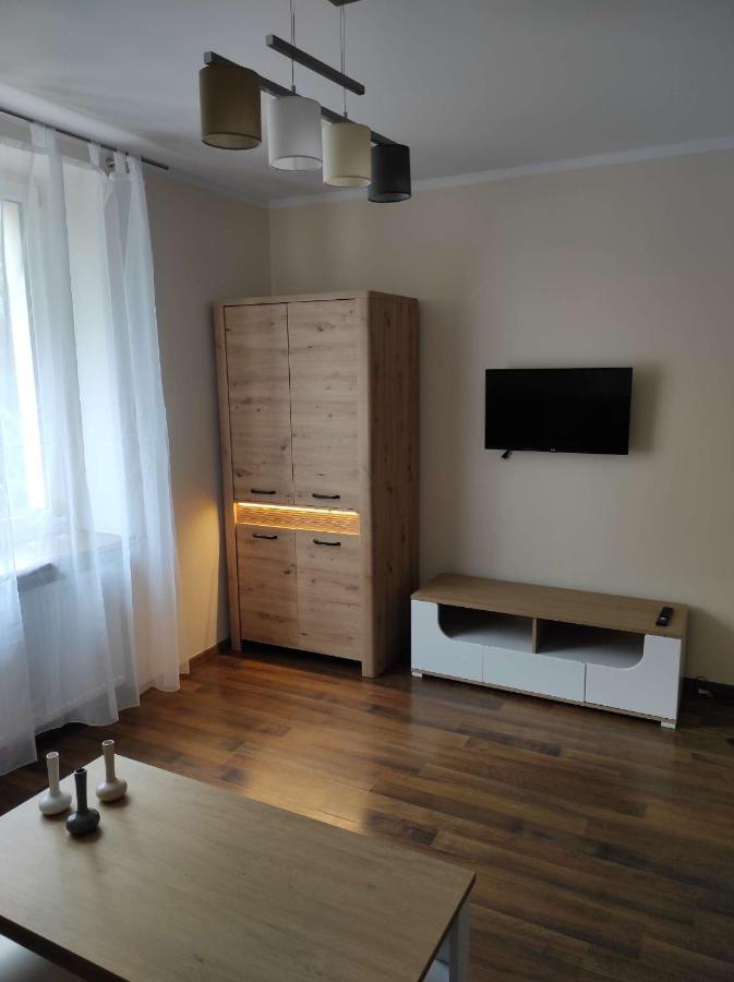 Obok Szczesliwej 7 Apartman Gliwice Kültér fotó